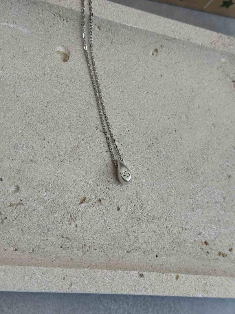 Drop chain 25 necklace - Image 3