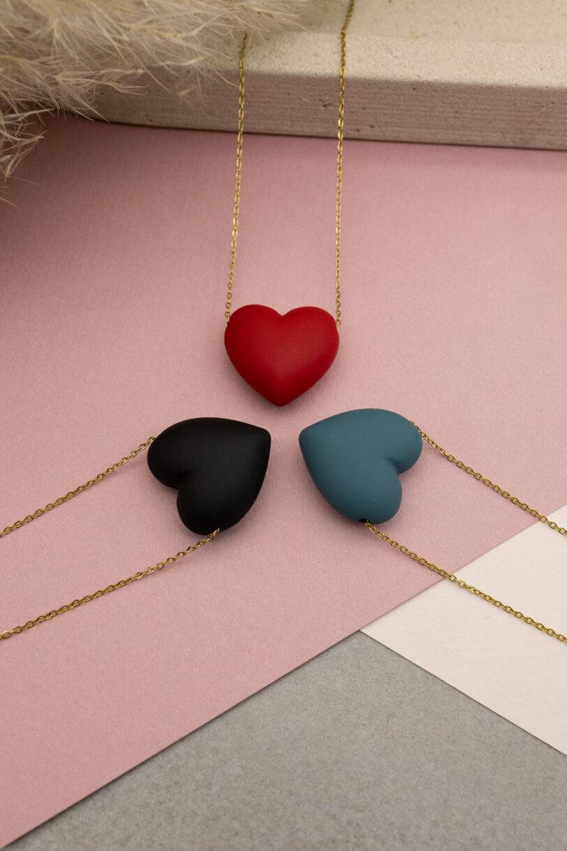 Boobiee heart necklace